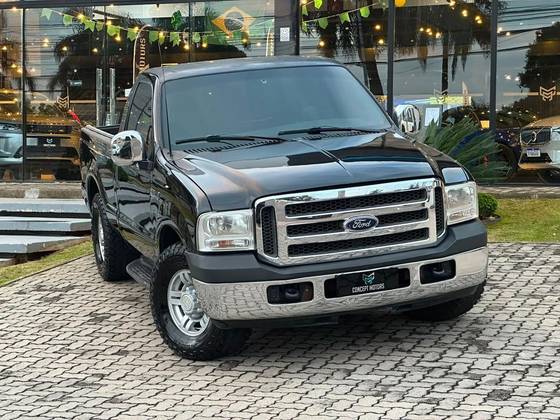FORD F-250 3.9 XLT 4X2 CS DIESEL 2P MANUAL